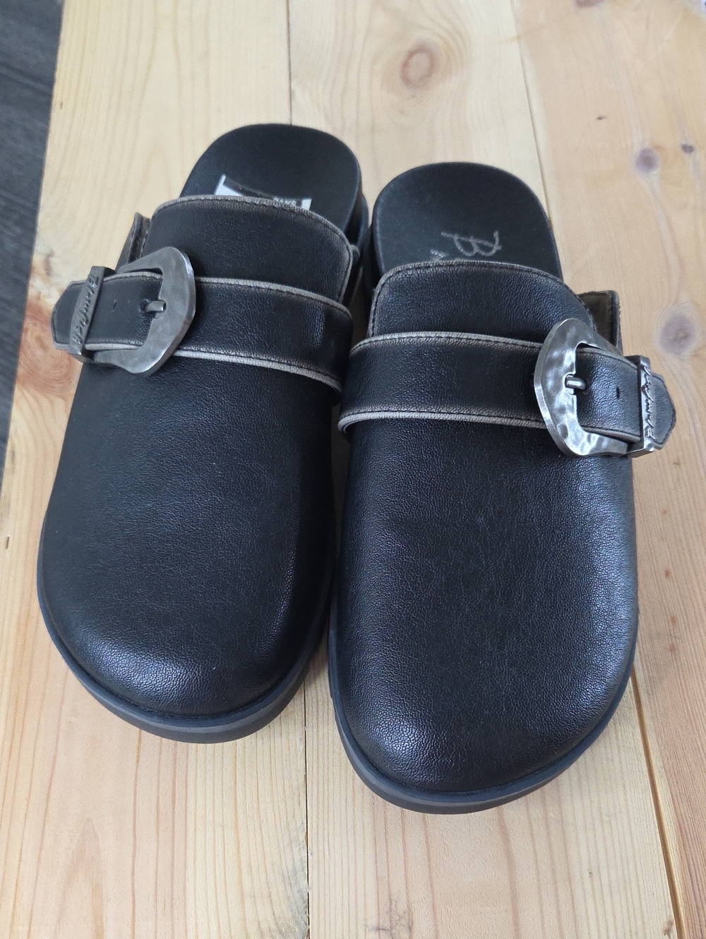 Blowfish Malibu Sienna Sz7 Womans Slip On Black Mule NWT $45